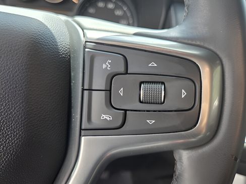 Certified 2023 Chevrolet Suburban LS RWD image 25