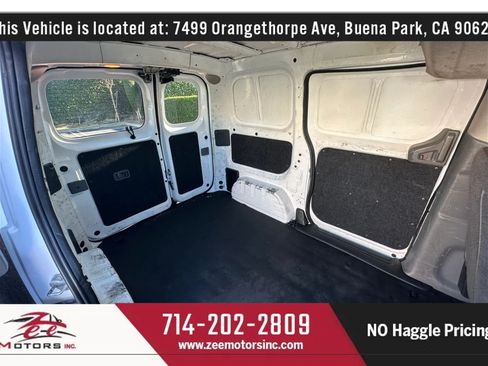 Used 2017 Nissan NV200 SV w/ Technology Package FWD image 33