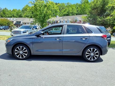 Used 2018 Hyundai Elantra GT FWD image 20