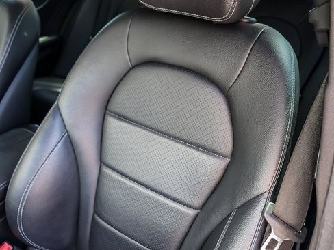 Used 2021 Mercedes-Benz C 300 Sedan image 28