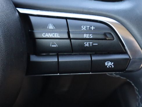 Used 2025 MAZDA MAZDA3 s image 29