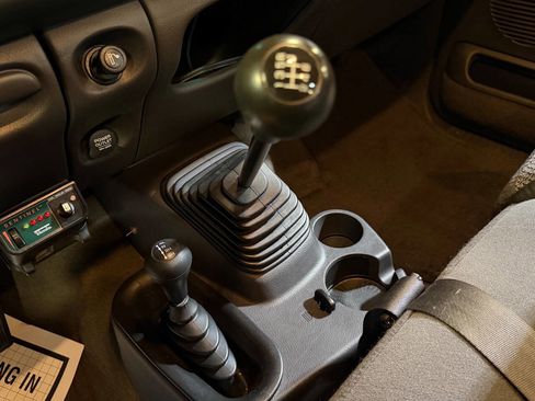 Used 2001 Dodge Ram 3500 Truck 4x4 Quad Cab image 6