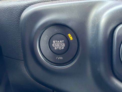 Used 2020 Jeep Wrangler Unlimited Rubicon AWD/4WD image 13