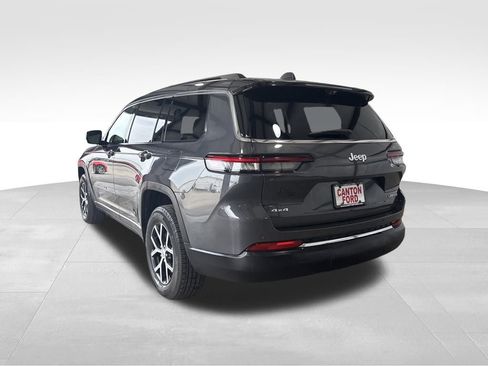 Used 2024 Jeep Grand Cherokee L Limited w/ Luxury Tech Group II image 3