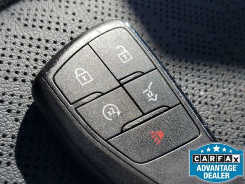 Used 2025 Chevrolet Equinox LT w/ Convenience Package II image 40