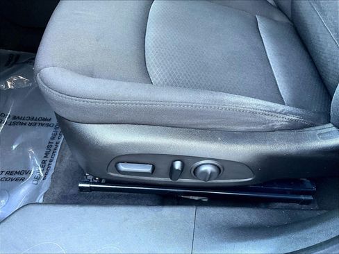 Used 2016 Chevrolet Malibu LT FWD image 36