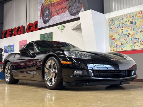 Used 2008 Chevrolet Corvette Coupe w/ Preferred Equipment Group RWD image 39