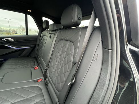 Used 2024 BMW X5 xDrive40i w/ M Sport Package image 31