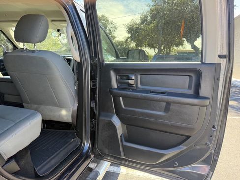 Used 2017 RAM 3500 Tradesman w/ Chrome Appearance Group image 80