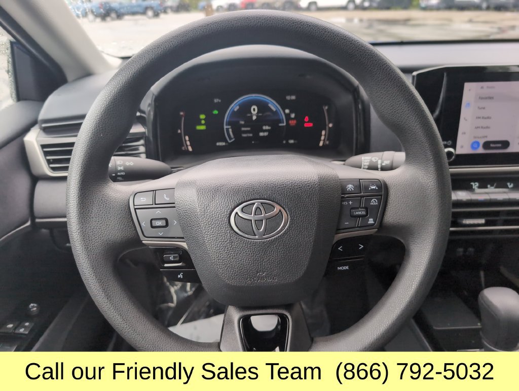 Certified 2025 Toyota Camry LE FWD image 14