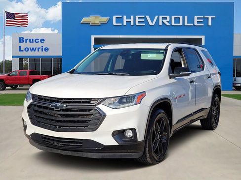 Used 2021 Chevrolet Traverse Premier w/ Redline Edition FWD image 1