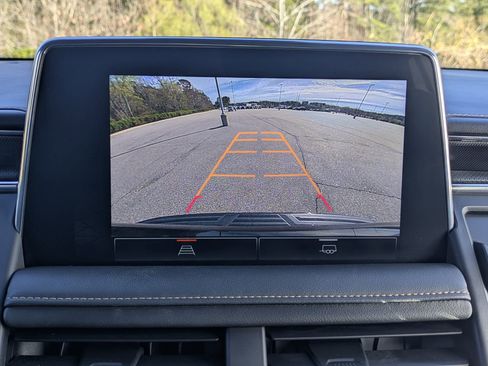 Used 2023 GMC Yukon AT4 AWD/4WD image 14