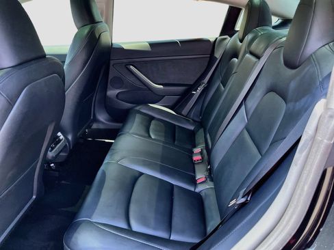 Used 2023 Tesla Model 3 Standard Range RWD image 23