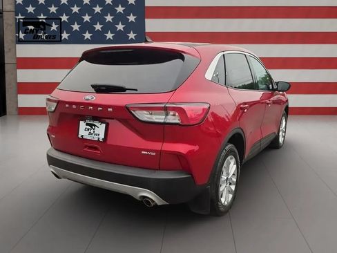 Used 2021 Ford Escape SE w/ Cold Weather Package AWD/4WD image 5
