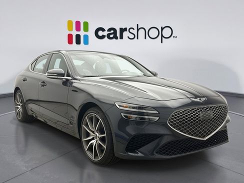 Used 2023 Genesis G70 2.0T image 4