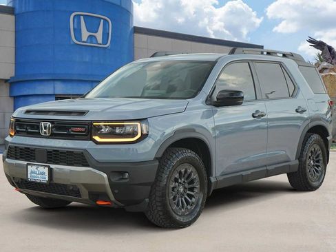Certified 2026 Honda Passport TrailSport image 1