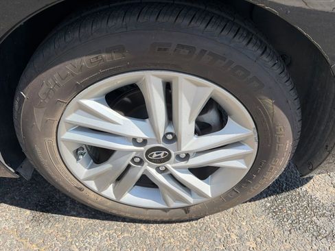 Used 2020 Hyundai Elantra SEL w/ Cargo Package (C1) FWD image 12