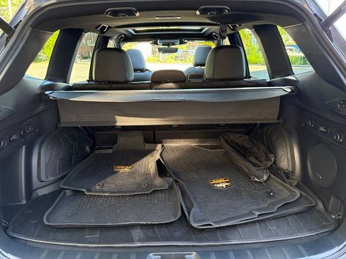 Used 2022 Subaru Forester Wilderness w/ Wilderness Package AWD/4WD image 33