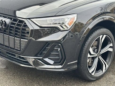 Used 2024 Audi Q3 2.0T Premium Plus image 8