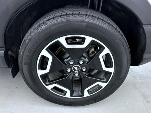 Used 2024 Ford Bronco Sport Outer Banks w/ Tech Package AWD/4WD image 23