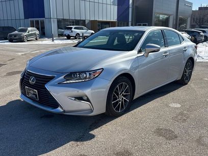 Used 2017 Lexus ES 350 w/ Luxury Package