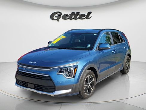 Used 2024 Kia Niro EX image 2