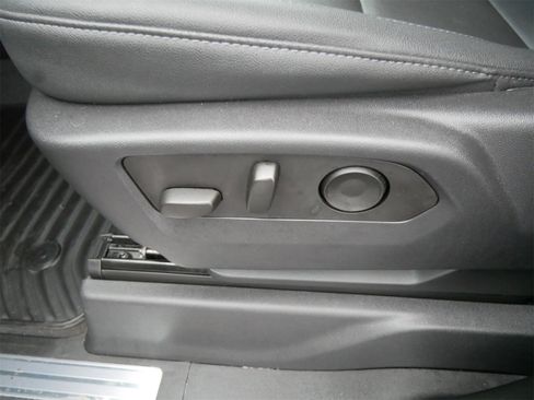 Used 2023 GMC Sierra 1500 SLT w/ SLT Premium Plus Package image 14