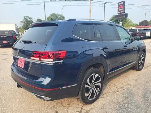 Used 2023 Volkswagen Atlas SEL AWD/4WD image 7