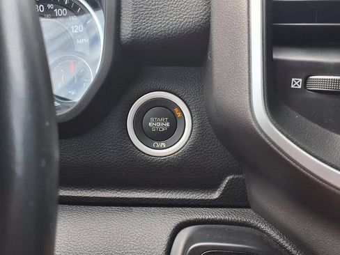 Used 2022 RAM 1500 Big Horn AWD/4WD image 24