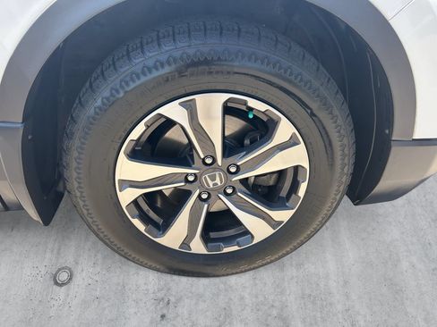 Used 2019 Honda CR-V LX image 9