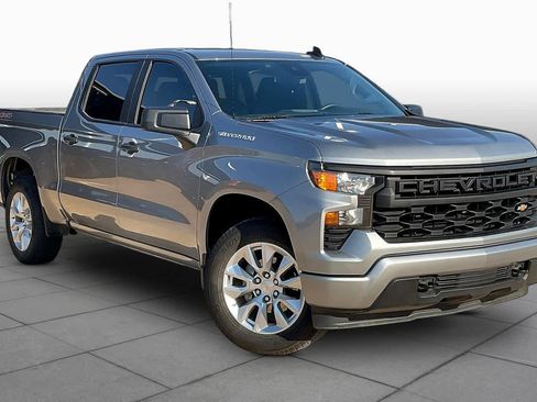 Used 2024 Chevrolet Silverado 1500 Custom image 4