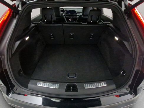 Used 2024 Cadillac XT4 Premium Luxury image 29