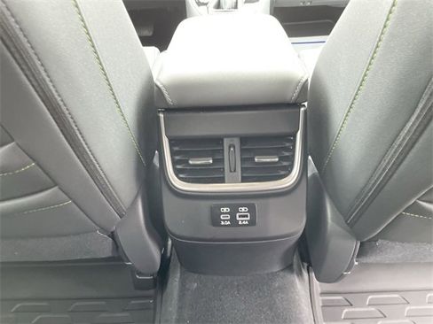 Used 2025 Subaru Outback Onyx Edition image 16