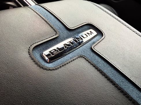 Used 2026 Ford F250 Platinum w/ Tremor Off-Road Package image 18