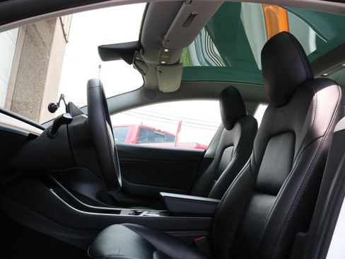 Used 2019 Tesla Model 3 Long Range AWD/4WD image 18