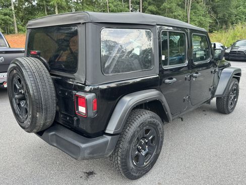 Used 2023 Jeep Wrangler Unlimited Sport AWD/4WD image 5