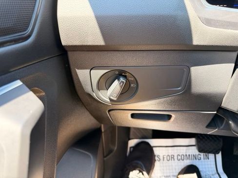 Certified 2023 Volkswagen Tiguan SE AWD/4WD image 21