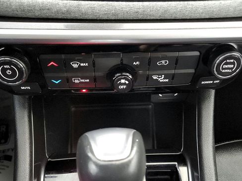 Used 2022 Jeep Compass Latitude image 46