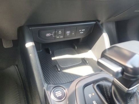 Certified 2025 Kia K4 EX FWD image 14