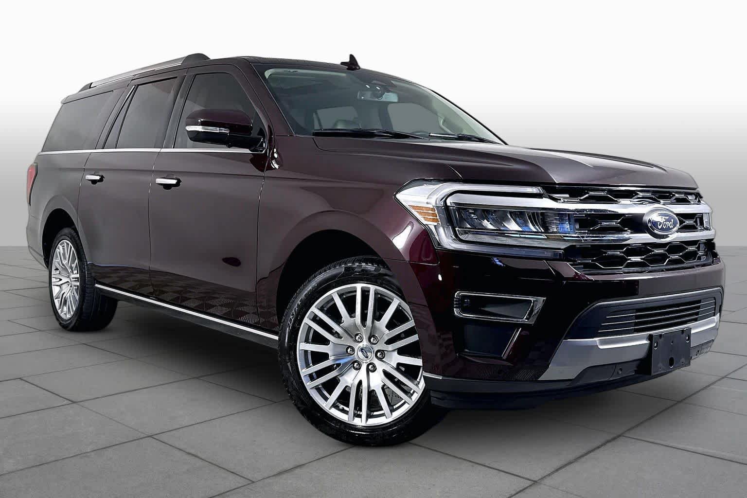 Used 2024 Ford Expedition Max Limited RWD image 3