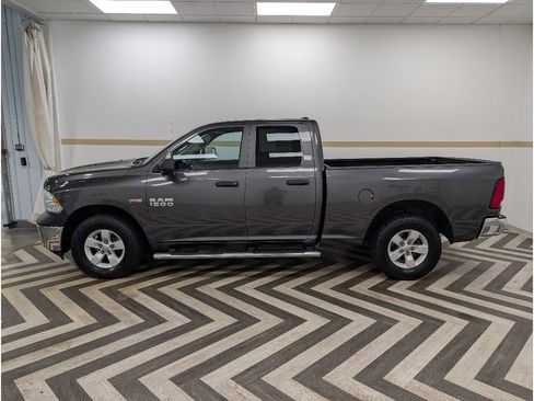 Used 2016 RAM 1500 Tradesman w/ Popular Equipment Group AWD/4WD image 3