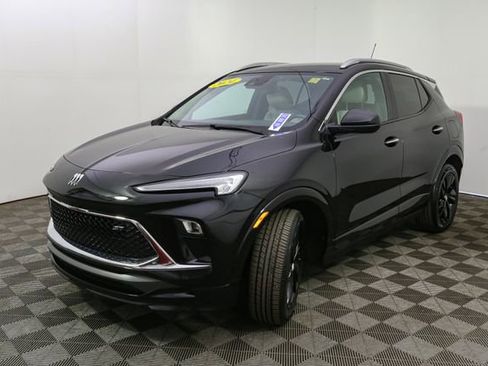 Used 2024 Buick Encore GX Sport Touring FWD image 5