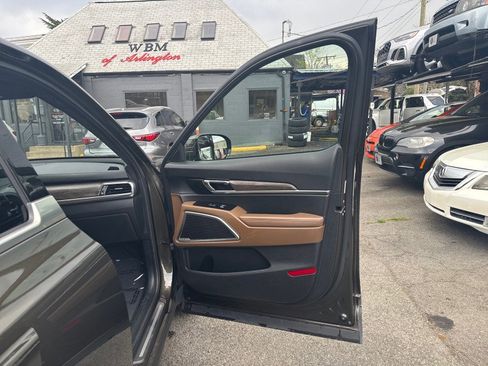 Used 2021 Kia Telluride SX w/ SX Prestige Package image 10