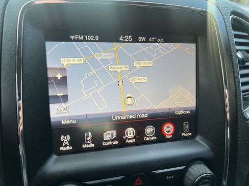 Used 2016 Dodge Durango Limited w/ Nav & Power Liftgate Group image 37