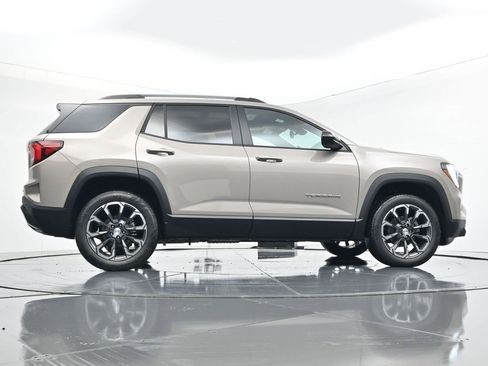 New 2026 GMC Terrain Elevation w/ Elevation Premium Package image 31