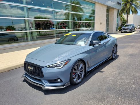 Used 2022 INFINITI Q60 Red Sport 400 w/ Carbon Fiber Package RWD image 8