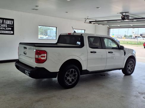 Used 2024 Ford Maverick XLT FWD image 3