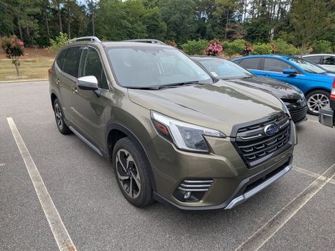 Used 2024 Subaru Forester Touring AWD/4WD image 1