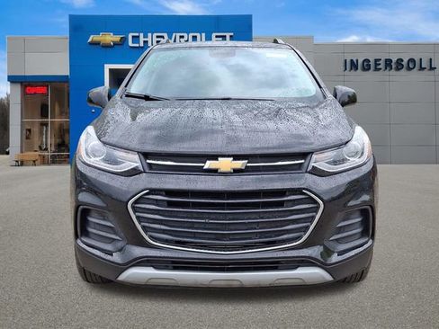 Used 2021 Chevrolet Trax LT AWD/4WD image 23
