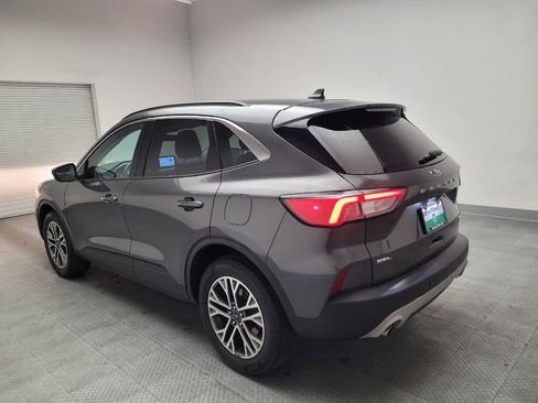 Used 2020 Ford Escape SEL AWD/4WD image 3